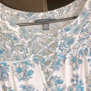 women’s top/blouse